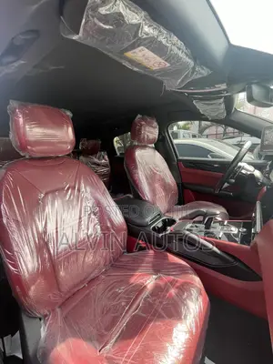 Porsche Cayenne S 2021 White