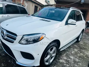 Mercedes-Benz GLE-Class GLE 400 4MATIC 2019 White