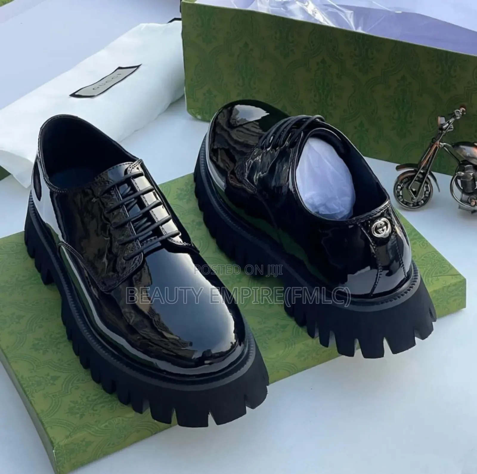 Guccci Glossy Shoe