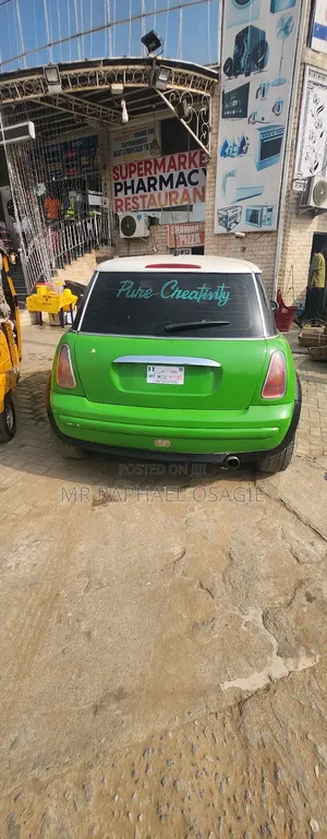 Mini Cooper 2005 Green