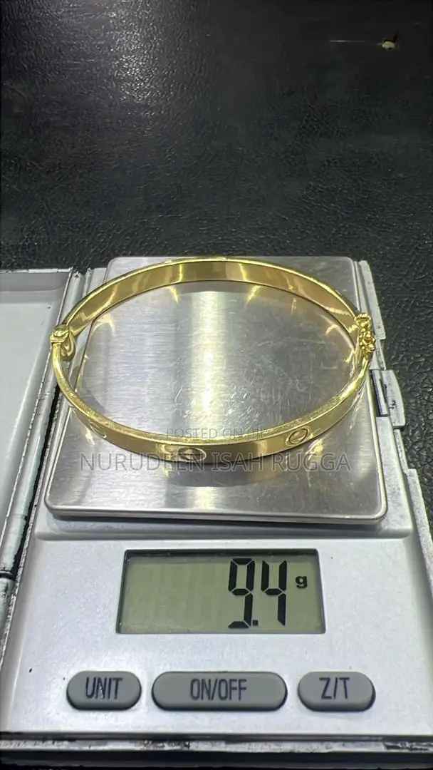 Catier Bangle Available