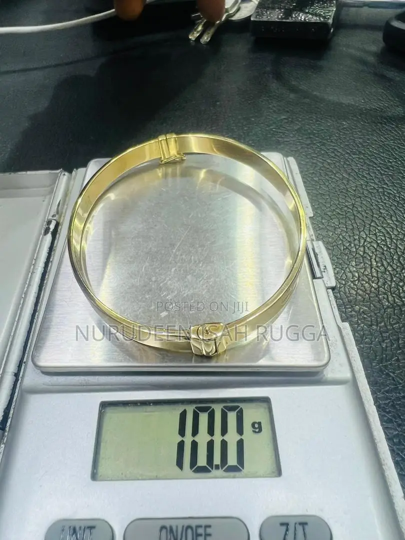 Catier Bangle Available