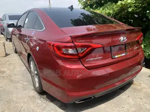 Hyundai Sonata Limited 4dr Sedan (2.4L 4cyl 6A) 2015 Red