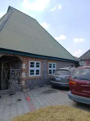 3bdrm Bungalow in Masaka Nasarawa for sale