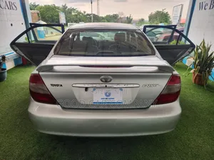 Toyota Camry 2002 Silver