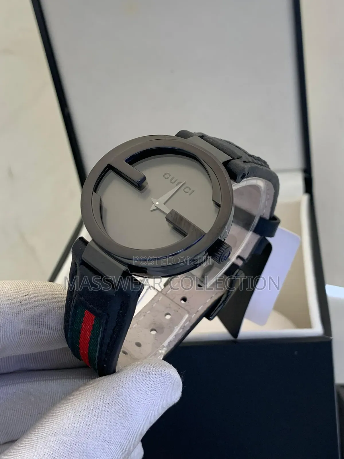 Gucci Couples Watch