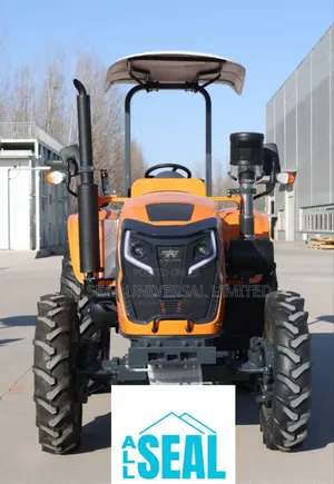 Norrance 804-C Farm Tractor With Canopy (Nous Parlons Français)