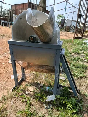 Industrial Yam Slicer