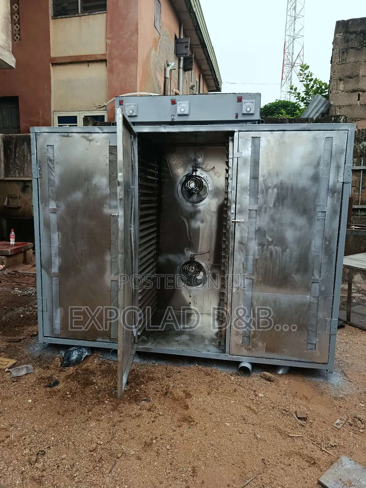 Dehydrator