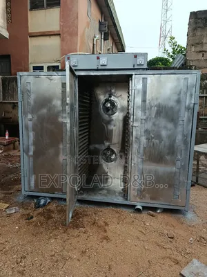 Dehydrator