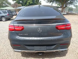 Mercedes-Benz GLE-Class 2016 Gray