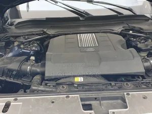 Land Rover Range Rover 3.0L Supercharged 2017 Blue
