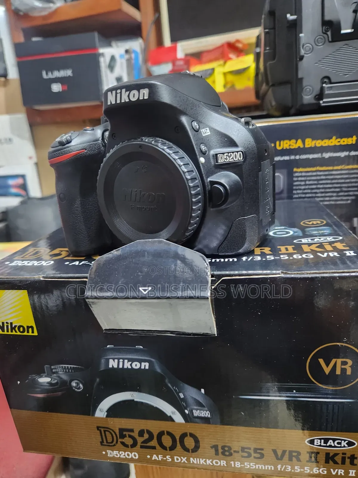 Nikon D5200