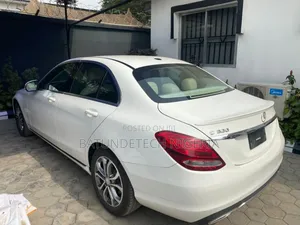 Mercedes-Benz C300 Luxury 4Matic Sedan AWD (2.0L 4cyl 7A) 2016 White