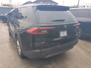 Toyota Highlander Limited AWD 2024 Black