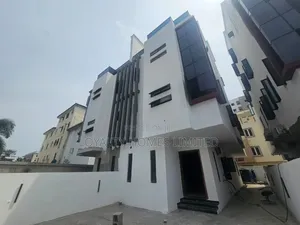 Furnished 4bdrm Duplex in Parkview Estate for sale