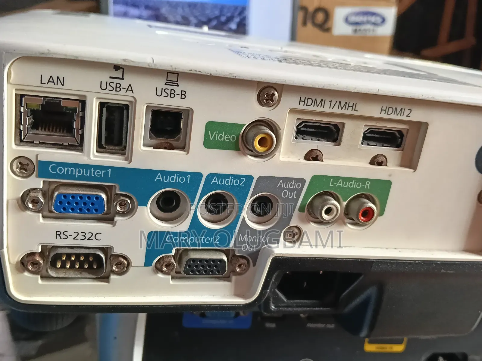 Epson Projector 5000 Lumens