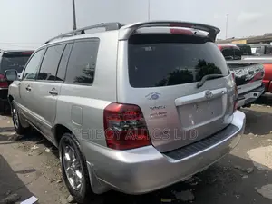 Toyota Highlander 2005 Silver