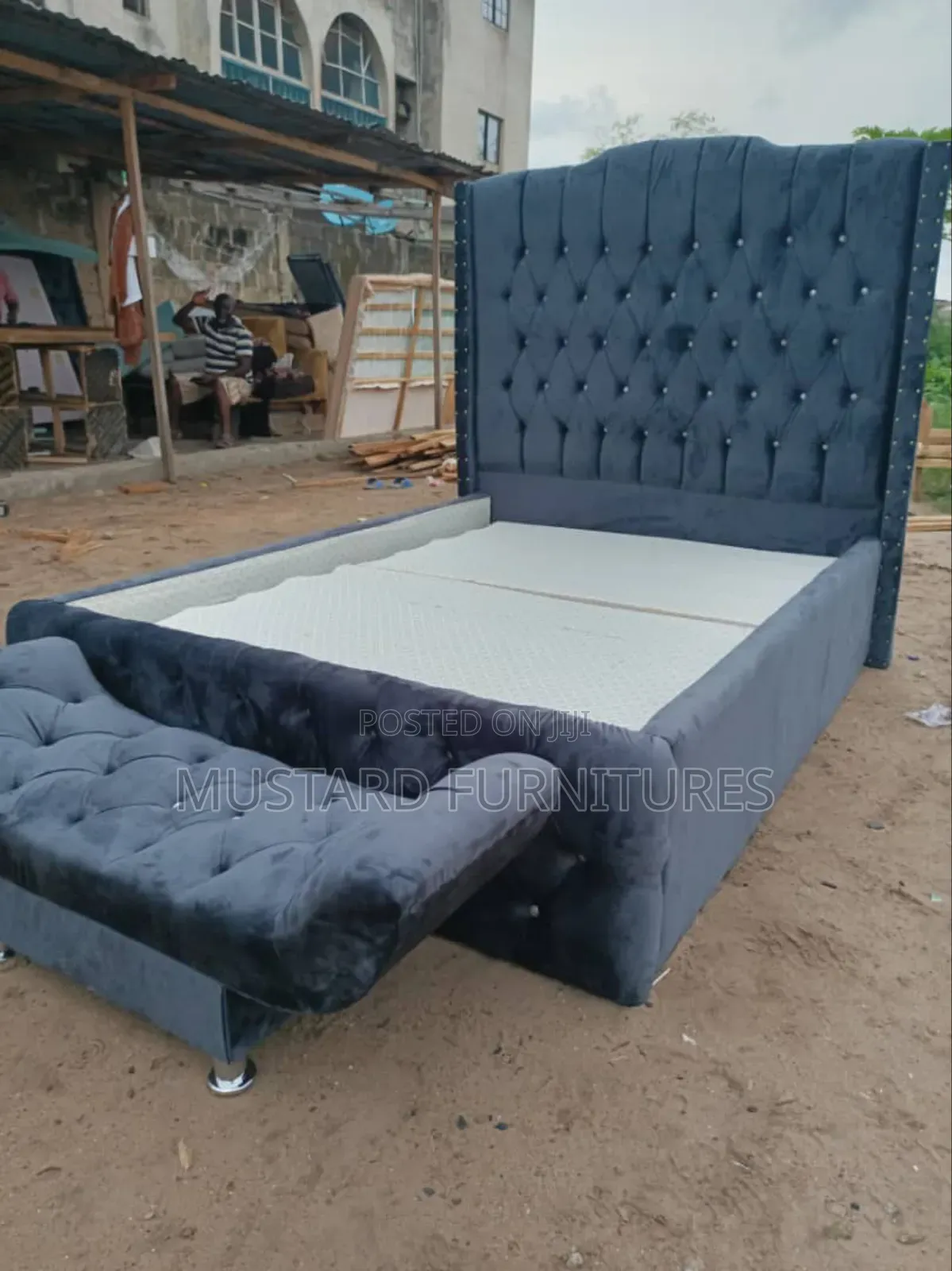 Quality Bedframe 4.5x6ft With the Footrest