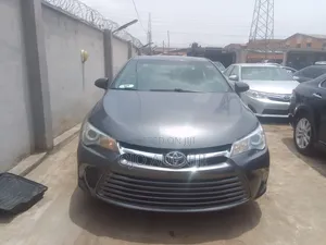 Toyota Camry 2017 Gray
