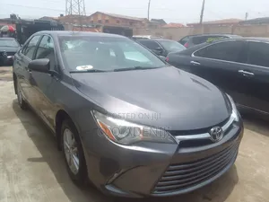 Toyota Camry 2017 Gray