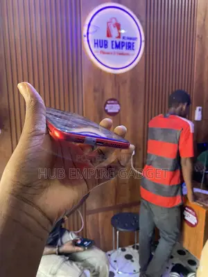 Apple iPhone 11 128 GB Red