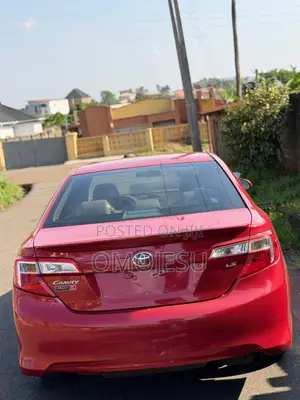Toyota Camry LE 4dr Sedan (2.5L 4cyl 6A) 2012 Red