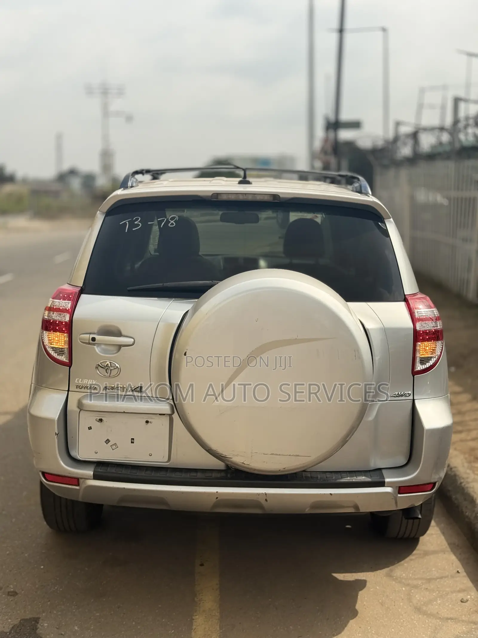 Toyota RAV4 2009 Silver