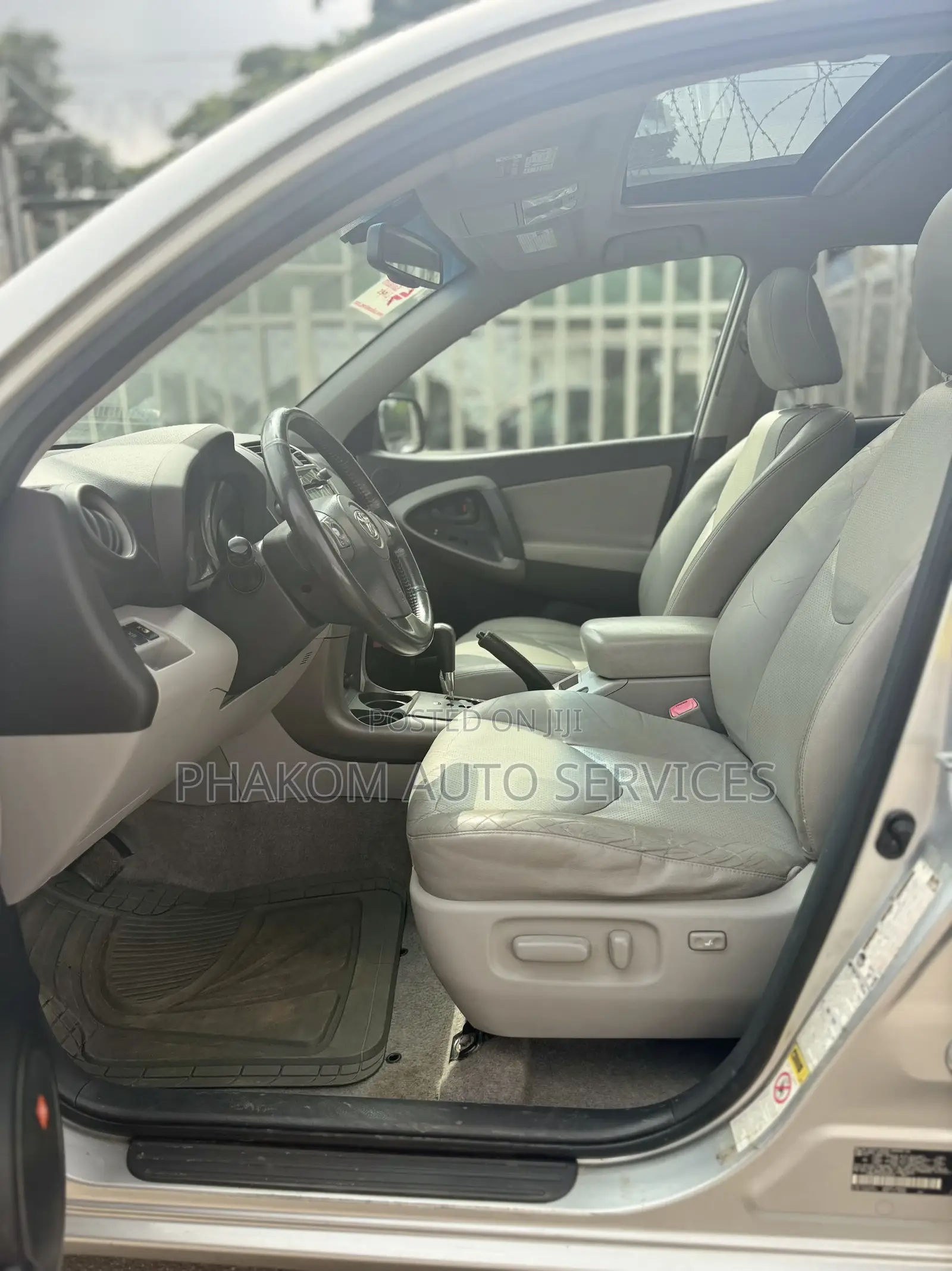 Toyota RAV4 2009 Silver