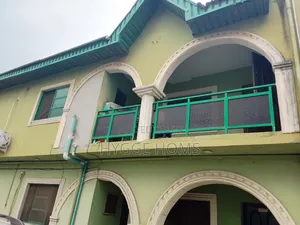 7bdrm Block of Flats in Maplewood Estate, Oko-Oba for sale
