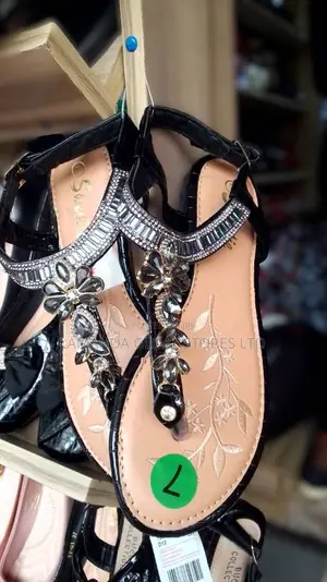 Ladies Black Sandals With Intricate Design