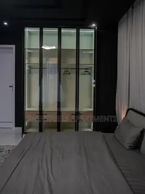 Luxury 2-Bedroom Apartment With Gym and Swimming Pool