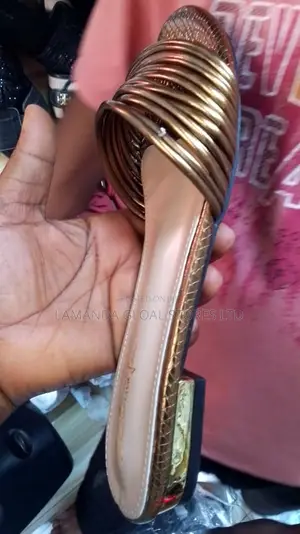 Ladies Gold Slippers With Short Heel