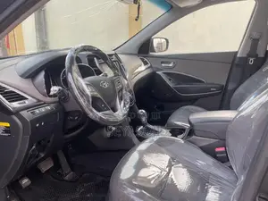 Hyundai Santa Fe 2014 Black