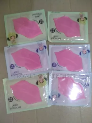 Lips Mask 001