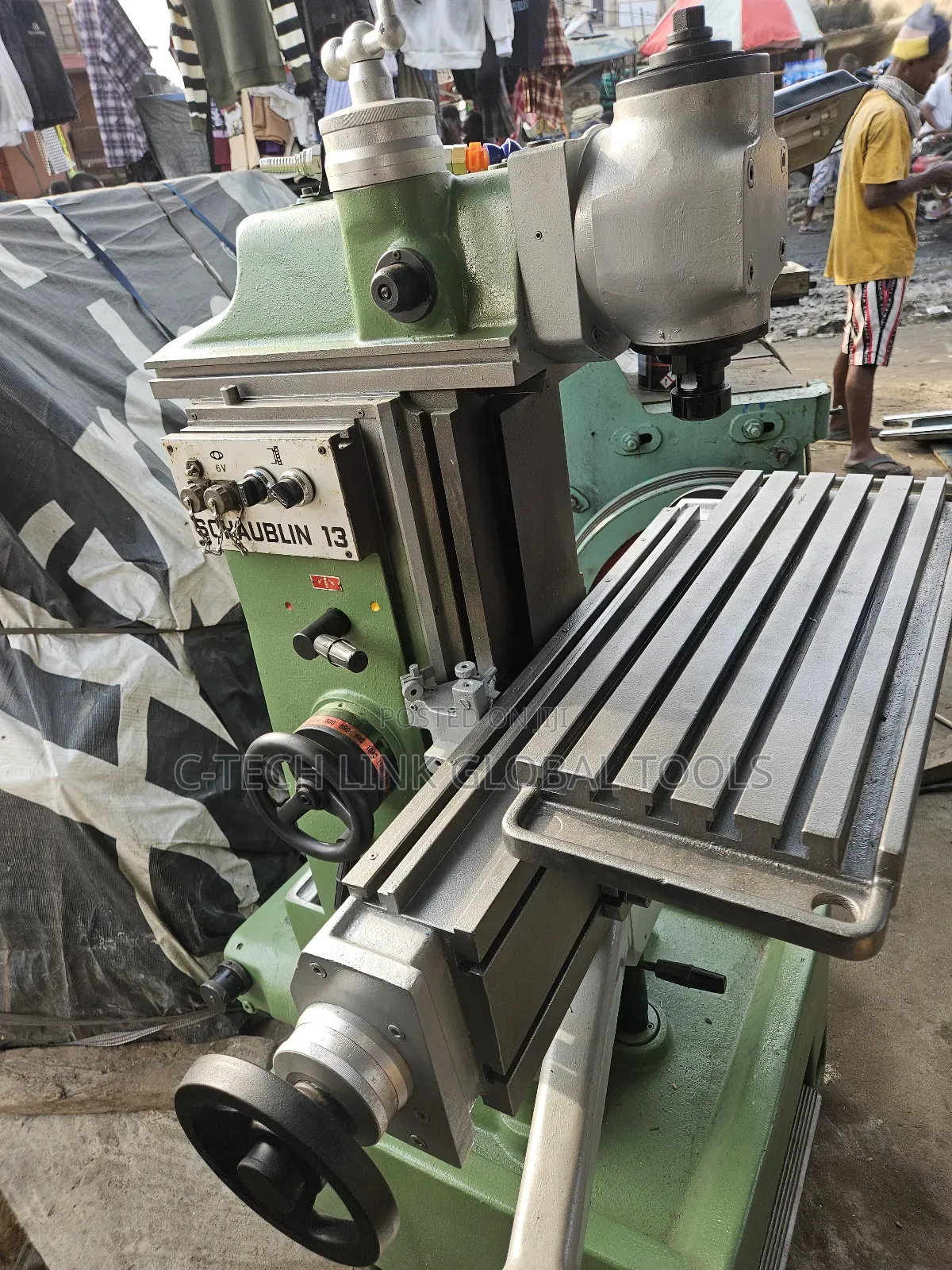 Milling Machine( Metal Milling Machine)