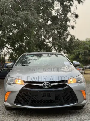 Toyota Camry SE 4dr Sedan (2.5L 4cyl 6A) 2016 Silver