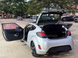 Hyundai Veloster Turbo 2013 Silver