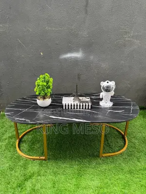 Live Picture 
Single Center Table