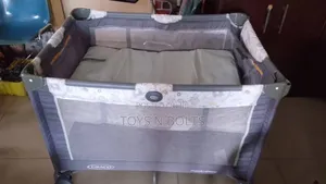 Baby Cot With Side Pouch and Teddy Design