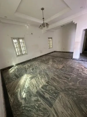 Studio Apartment in Osapa London for rent