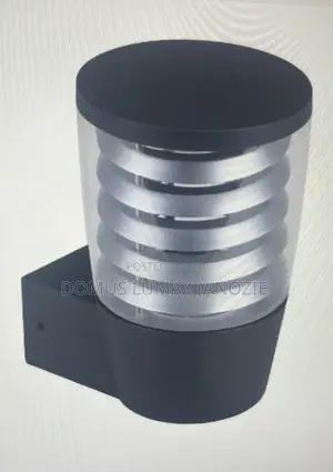 Domus Casa-Louvre Modern Exterior Wall Bracket