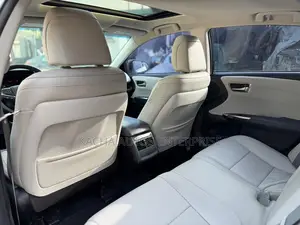 Toyota Avalon 2014 White