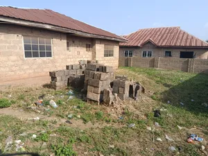 3bdrm Bungalow in Alawode Area, Aroro for sale