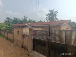 2bdrm Block of Flats in Ibadan for sale