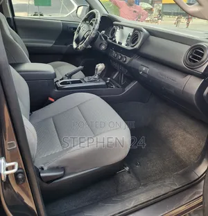 Toyota Tacoma 2022 Gray