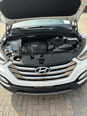 Hyundai Santa Fe 2015 White