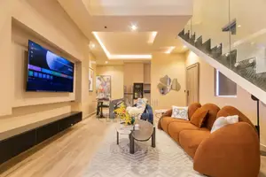 Luxurious 1 Bedroom Loft With Swimming Pool