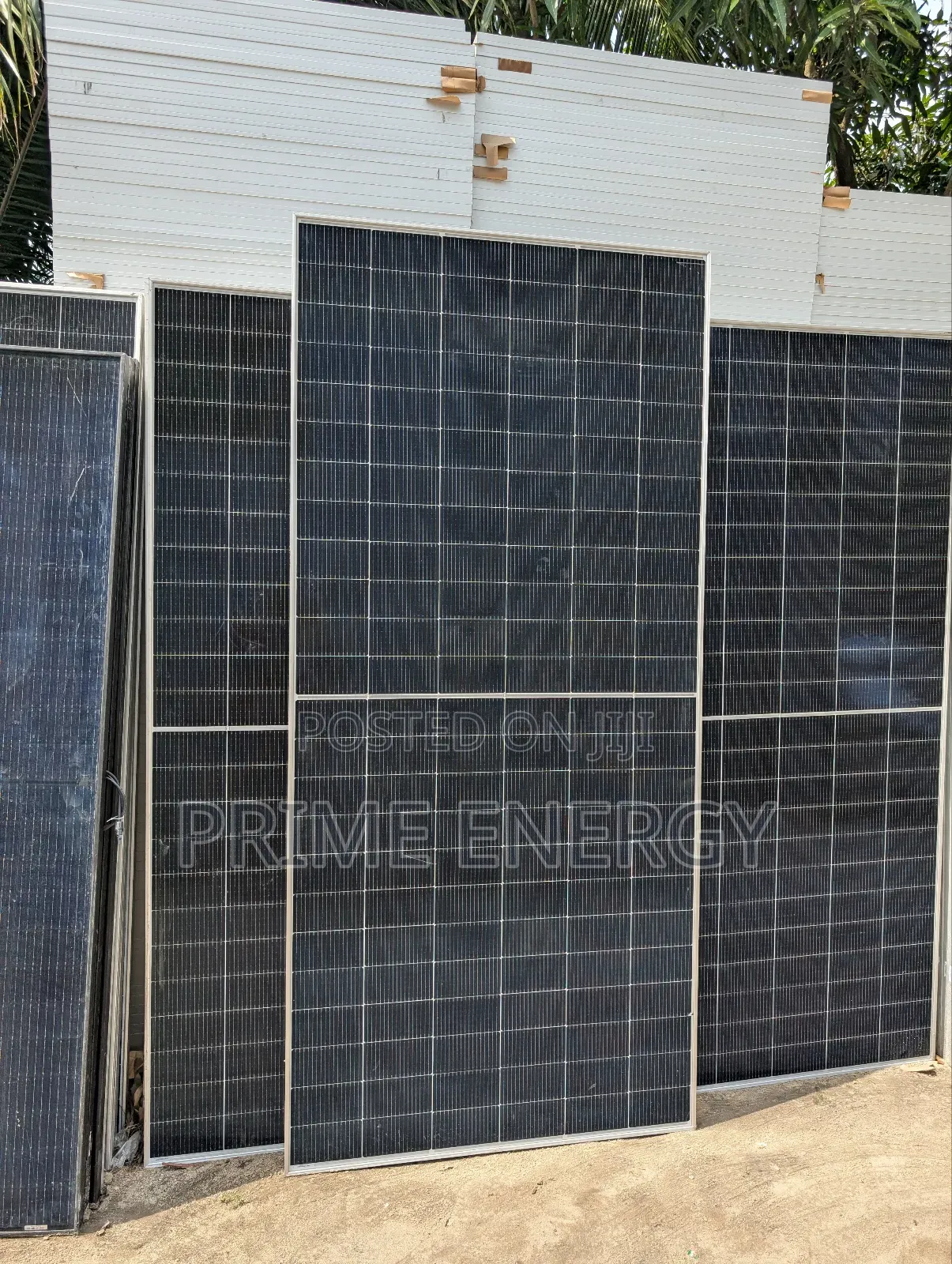 Jinko 710w Mono Solar Panel