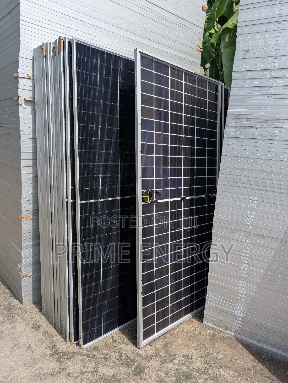 650watts Bi-facial Solar Panel